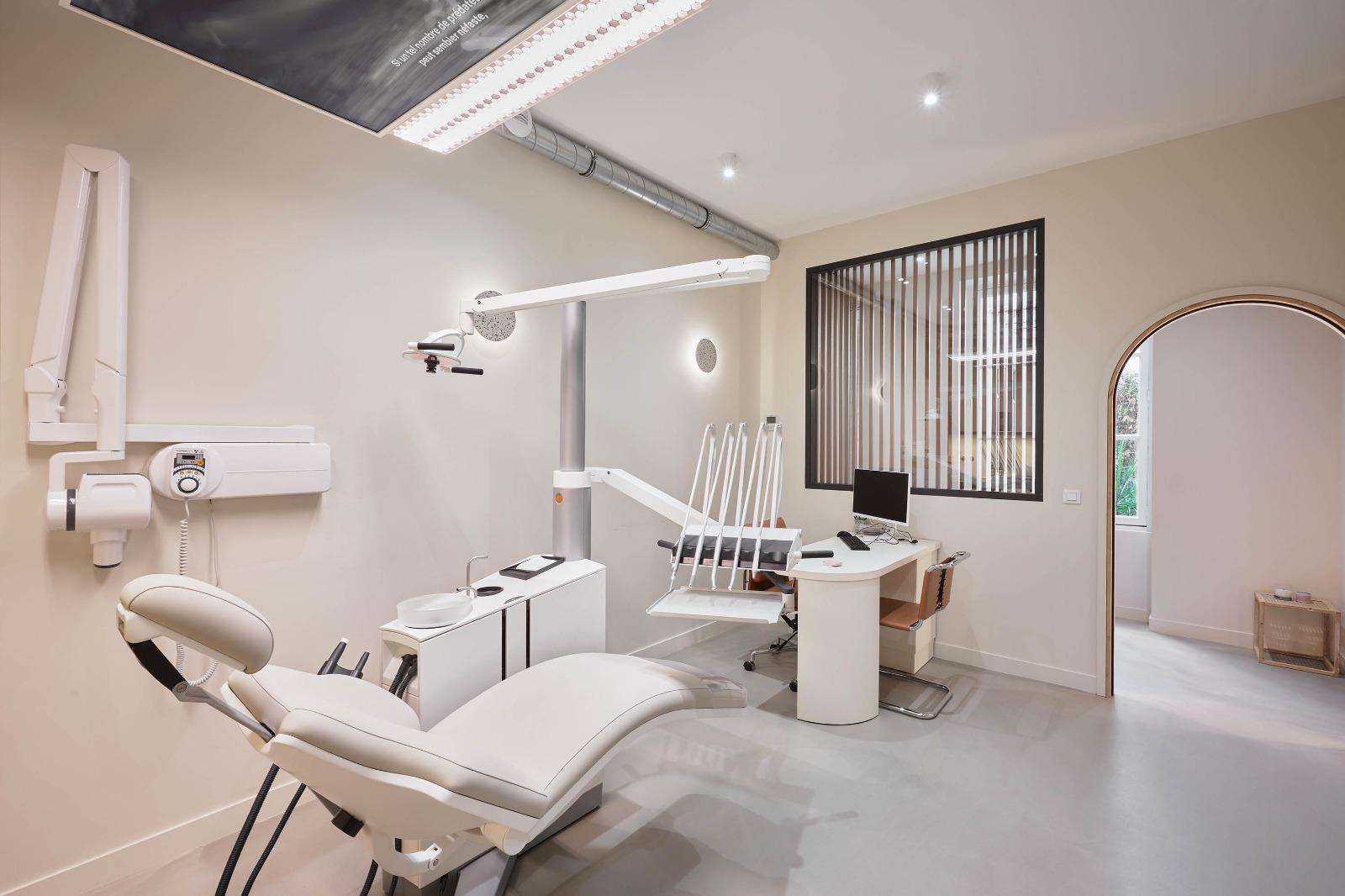 Traitement orthodontique : focus sur les aligneurs Paris Dental Studio